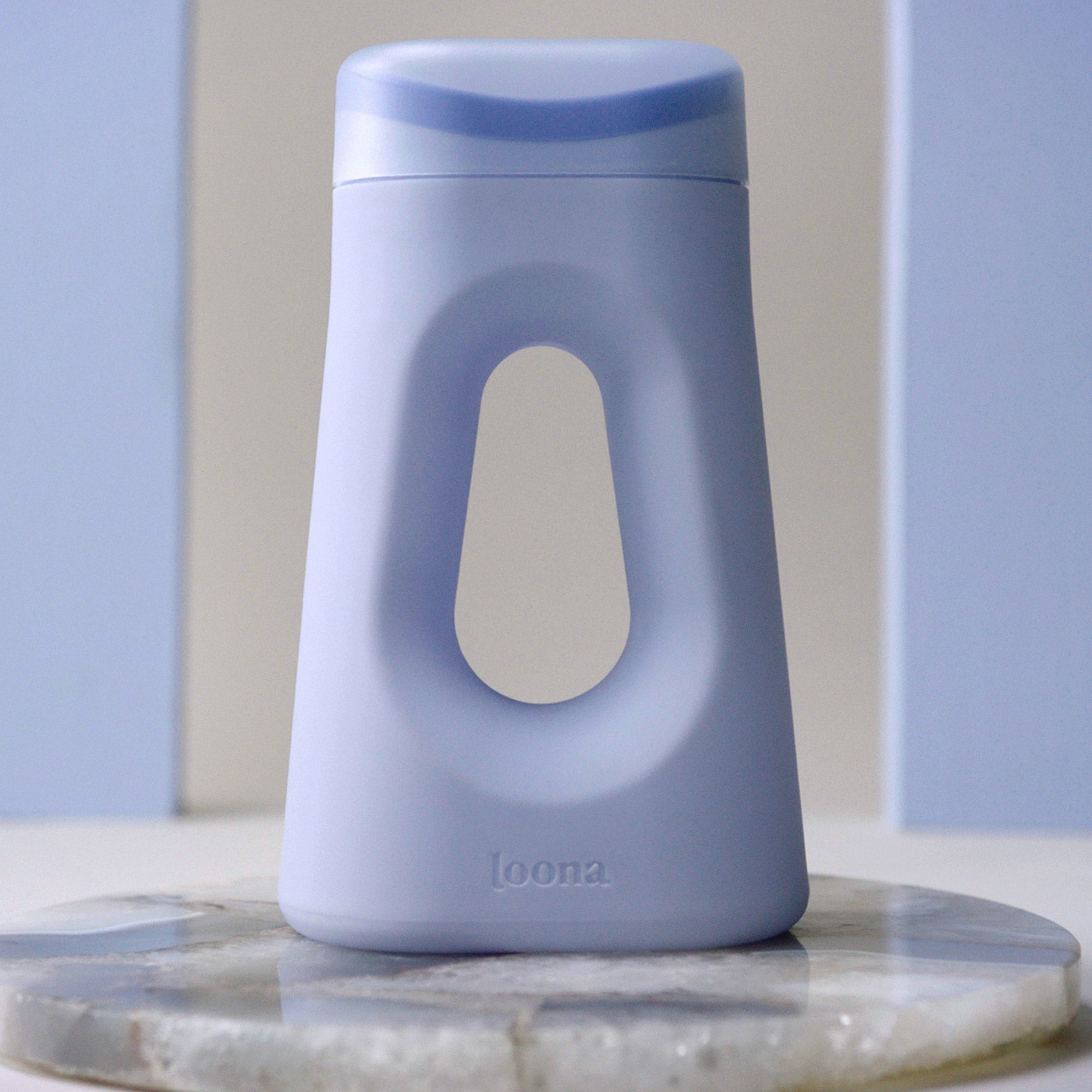 Female Urinal The Loona 30 oz. With Closure Single Patient Use,Packaging Type- Each