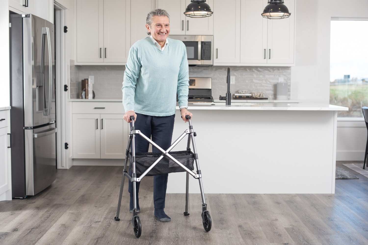 Wonder Walker Plus Micro - Compact & Lightweight Mobility Aid for Enhanced Stability & Comfort. Perfect for Seniors & Active Lifestyles.