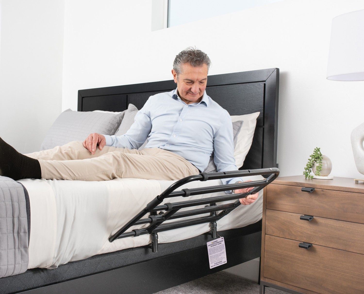 Wonder Pivot Bed Rail Tall - Secure and Adjustable Safety Rail for Beds, Perfect for Adults and Kids, Easy to Install, Enhances Sleep Safety and Independence.