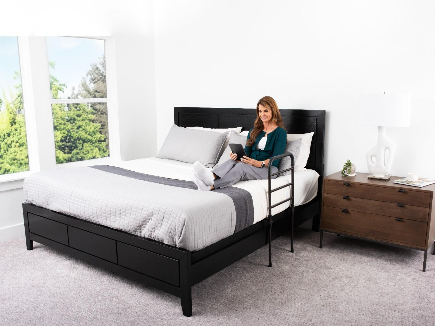 Wonder Stable Rail - Durable and Versatile Safety Barrier for Home and Outdoors