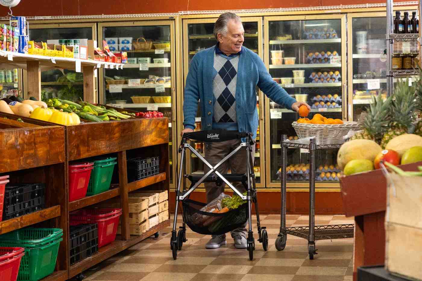 Wonder Rollator Plus - Lightweight, Durable Walker with 4 Wheels, Adjustable Handle Height, and Easy-Folding Design for Enhanced Mobility and Comfort.