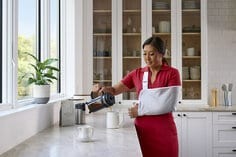 3m ace arm sling adjustable breathable mesh 3m ace arm sling with padded strap mk1084231bx