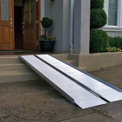 Suitcase Ramp Signature Series 2' X 30