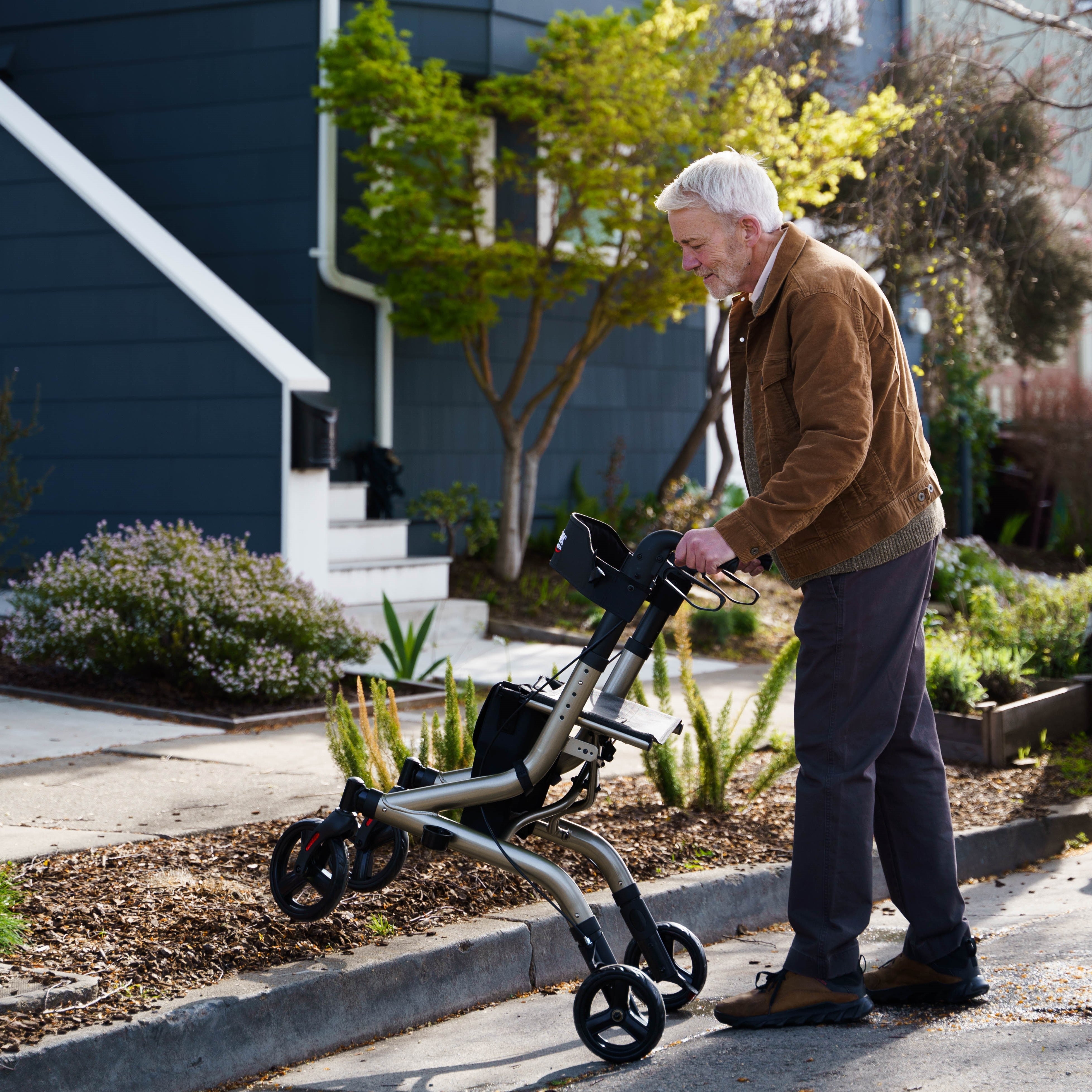 crosstour rolling walker rollator by carex