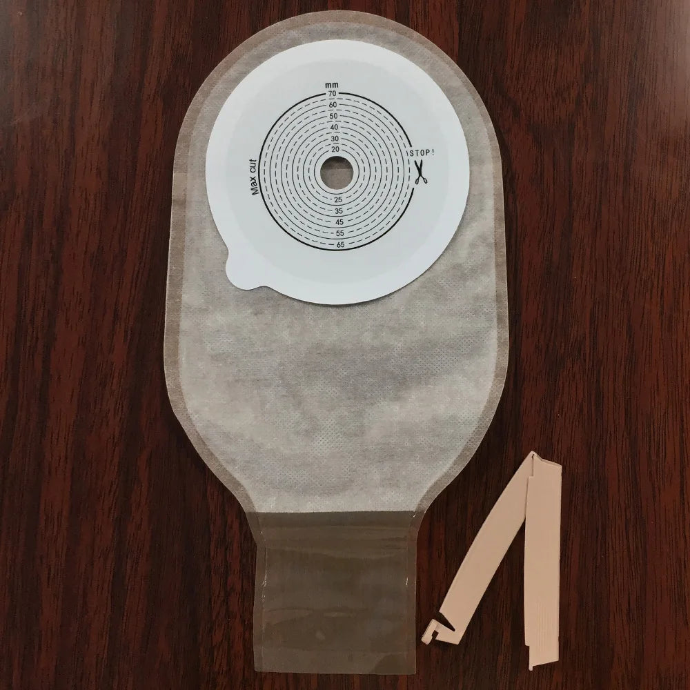 10 pcs ostomy bags double side non woven back open pouch bags with clip closure carbon filter colostomy bags max stoma 70mm