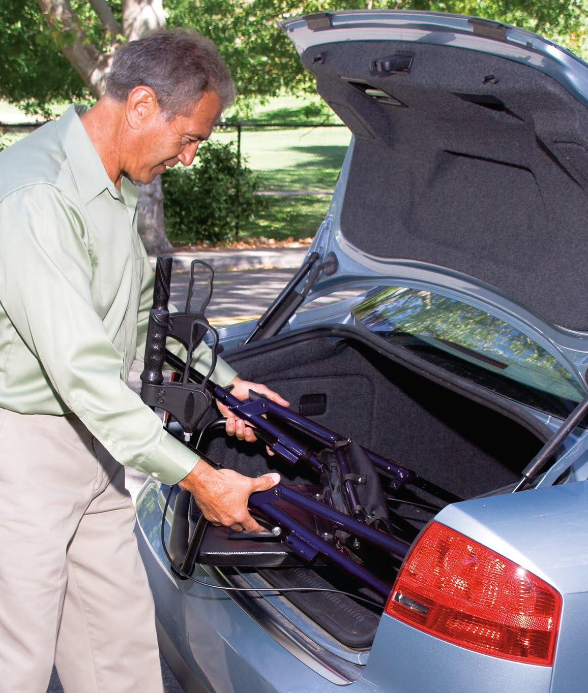 carex step n rest aluminum rollator black