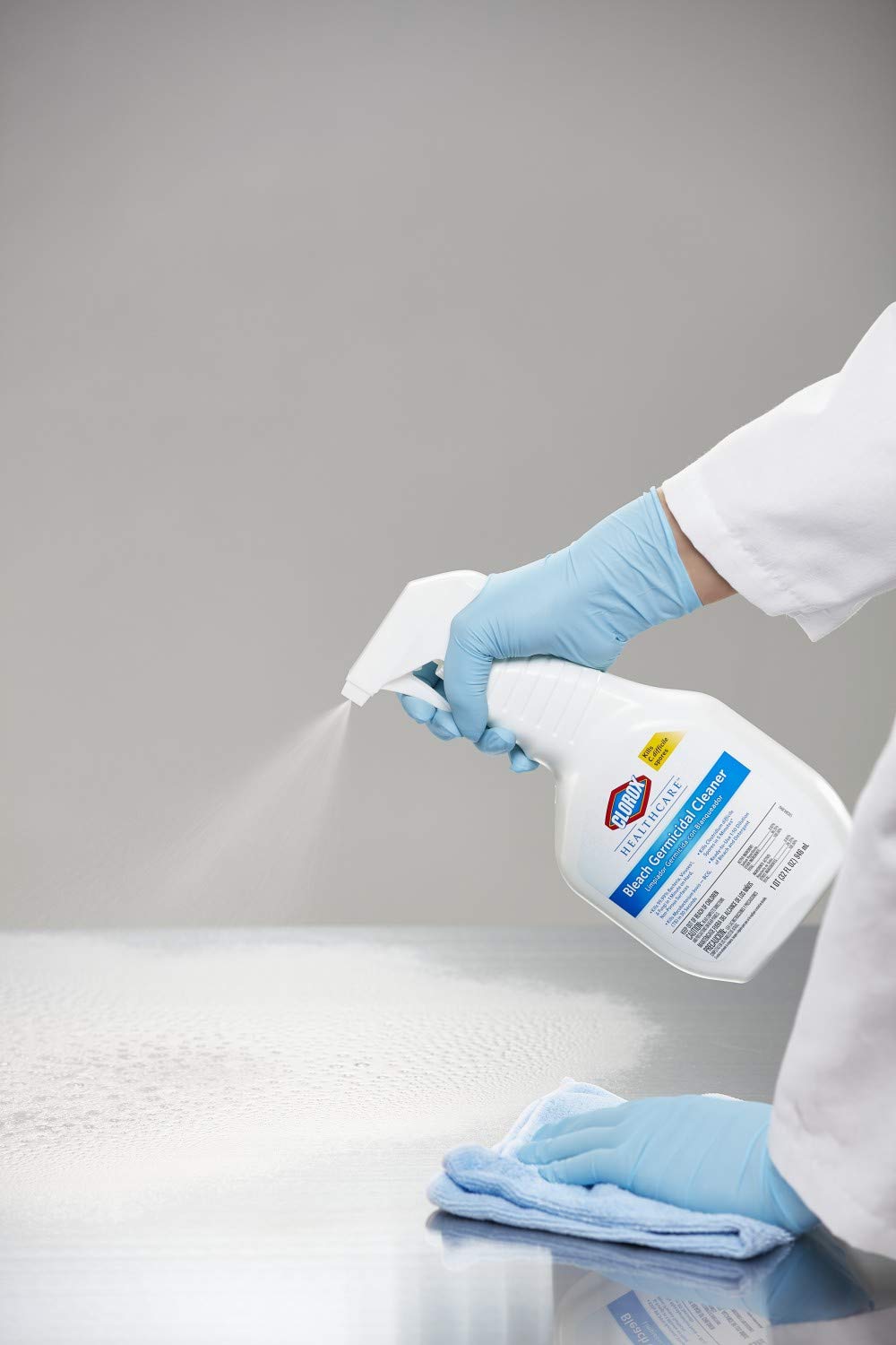 clorox healthcare bleach surface disinfectant cleaner germicidal trigger spray liquid 32 oz bottle fruity floral bleach scent nonsterile