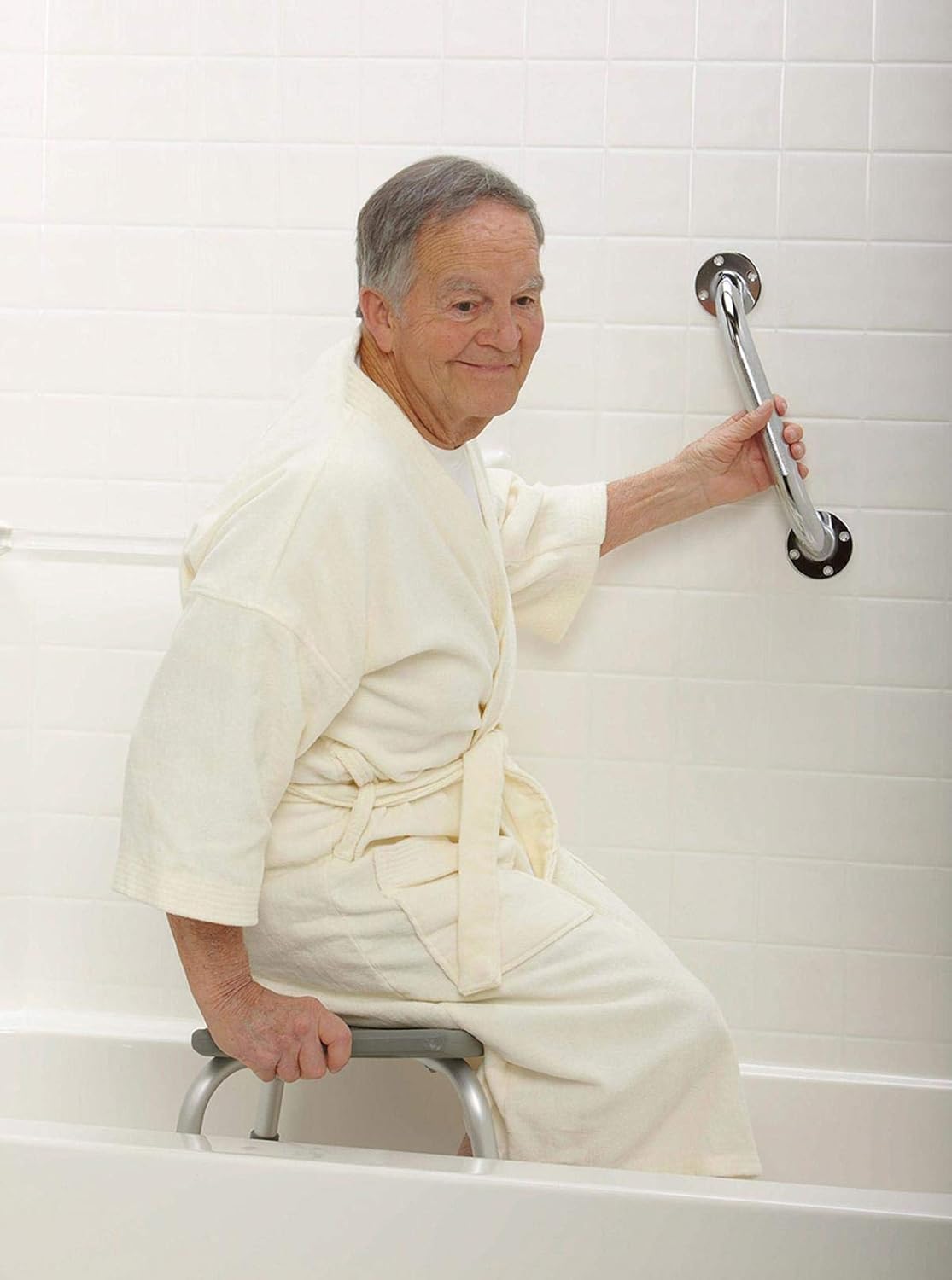 grab bar knurled chrome 24in