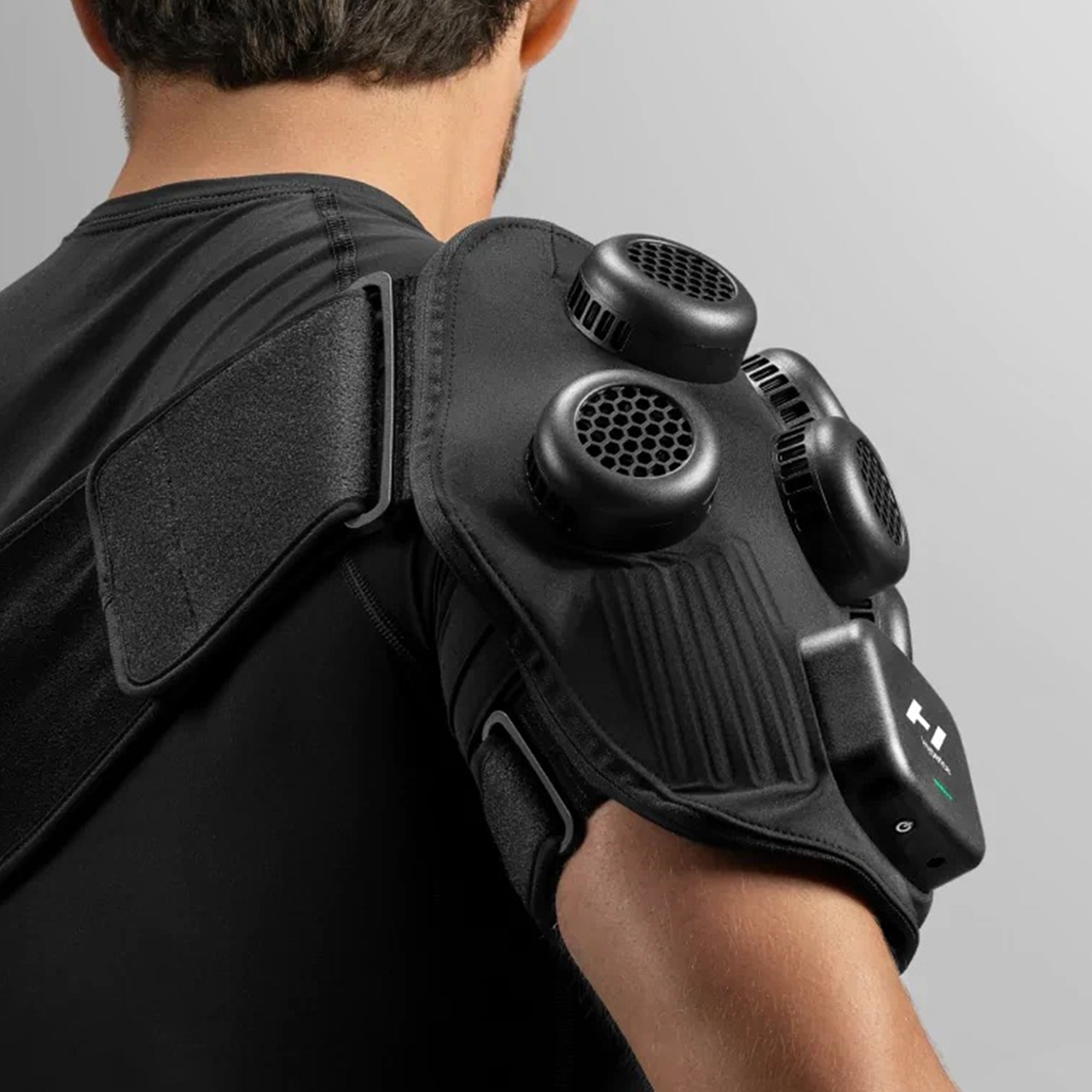 hyperice x hot cold therapy wrap for shoulders hyperice x hot cold therapy wrap mk1248113ea