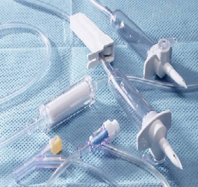 Primary IV Administration Set Kawasumi Gravity 2 Ports 20 Drops / mL Drip Rate 0.2 Micron Filter 92 Inch Tubing Solution