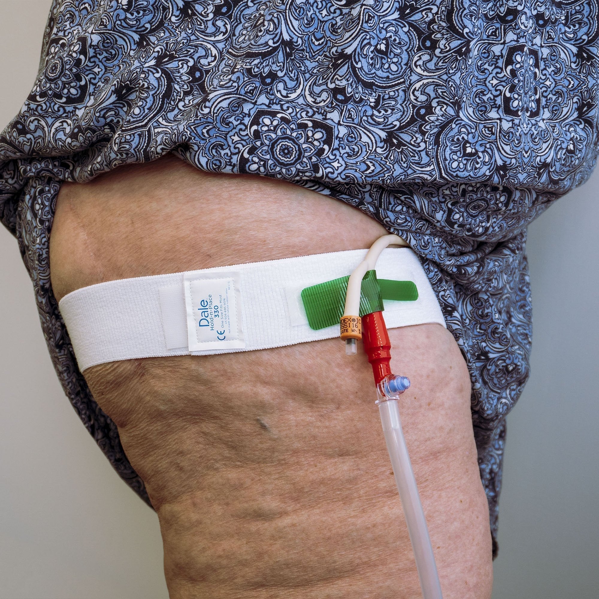 Leg Strap / Waist Band Dale Hold N Place Fits up to 56 Inch