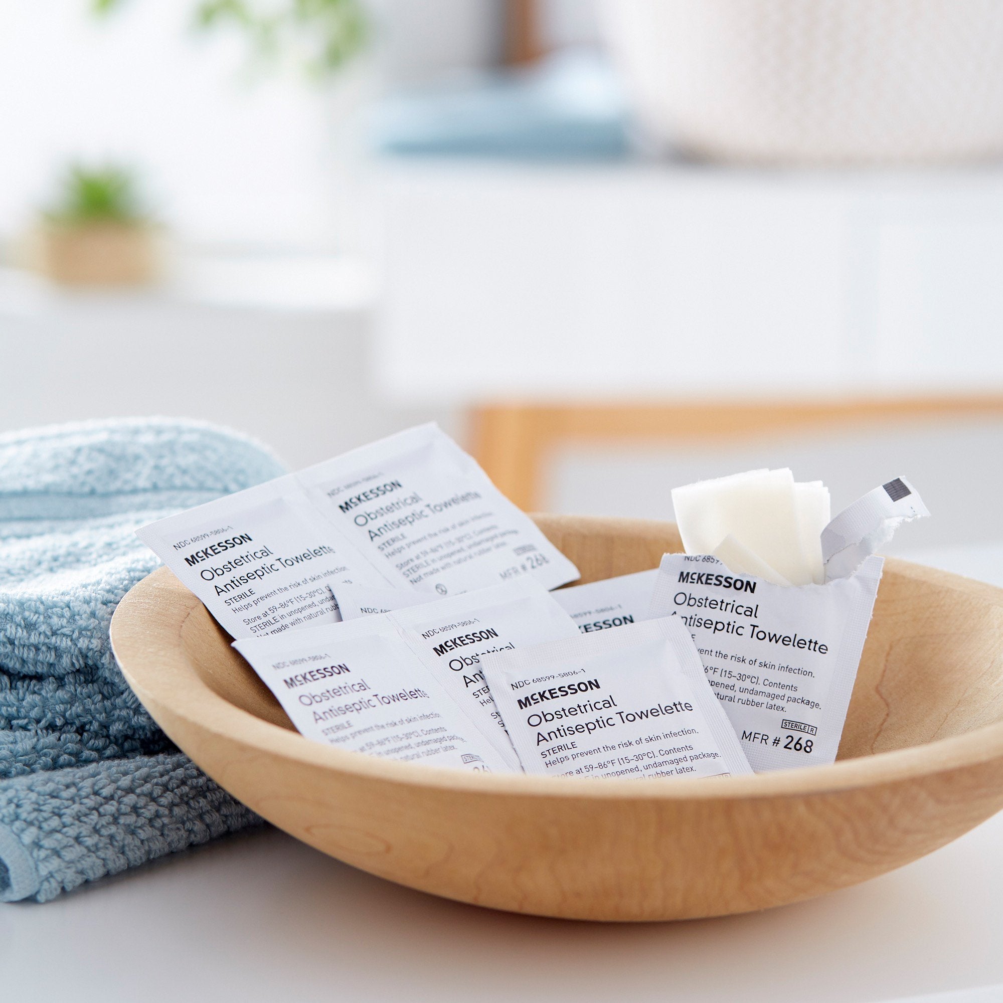 obstetrical cleansing towelette mckesson individual packet clean scent 100 count