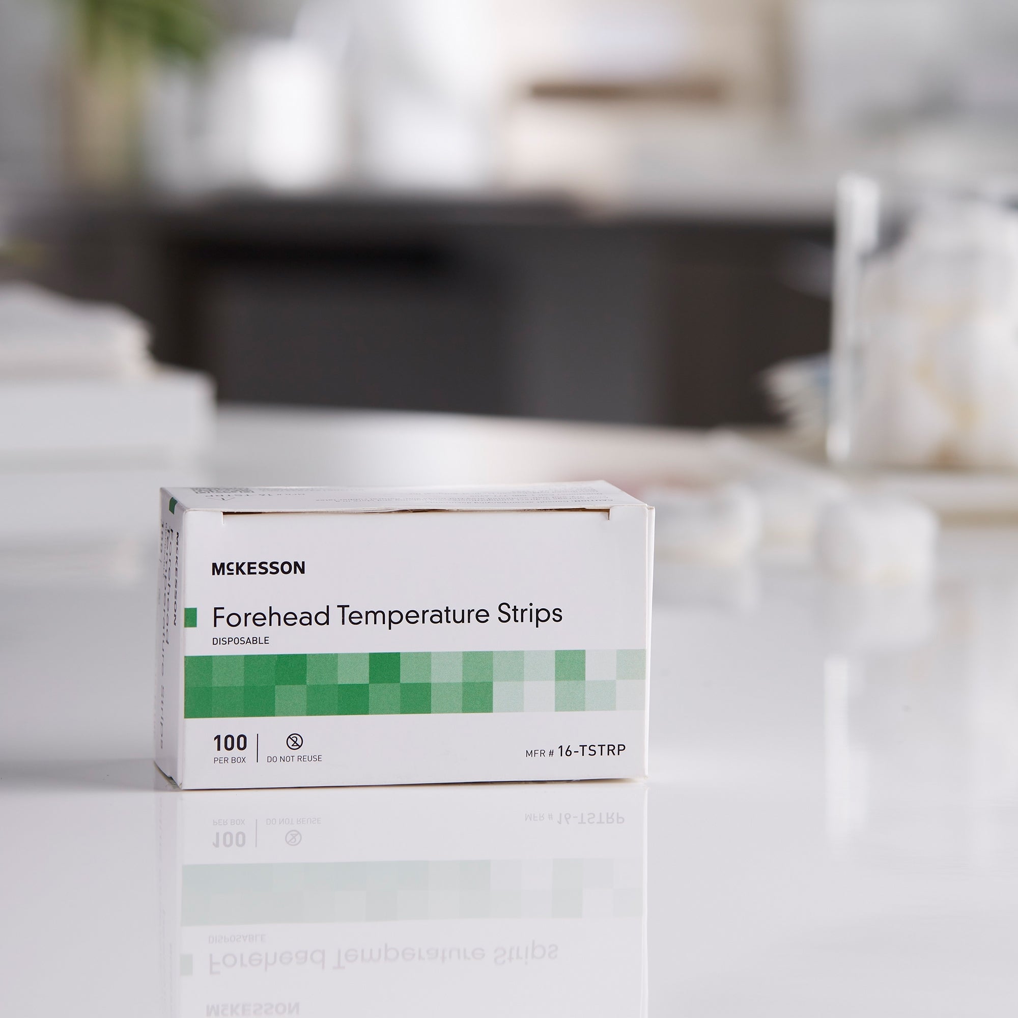 single patient skin thermometer mckesson 94 to 104 degreef line indicator display packaging type box