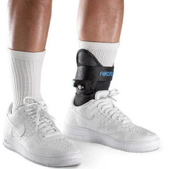 Airlift Pttd Brace Right Medium