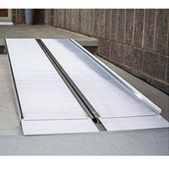 Suitcase Ramp Signature Series 6' X 30