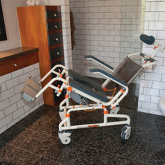 TubBuddy Bathing System With Tilt