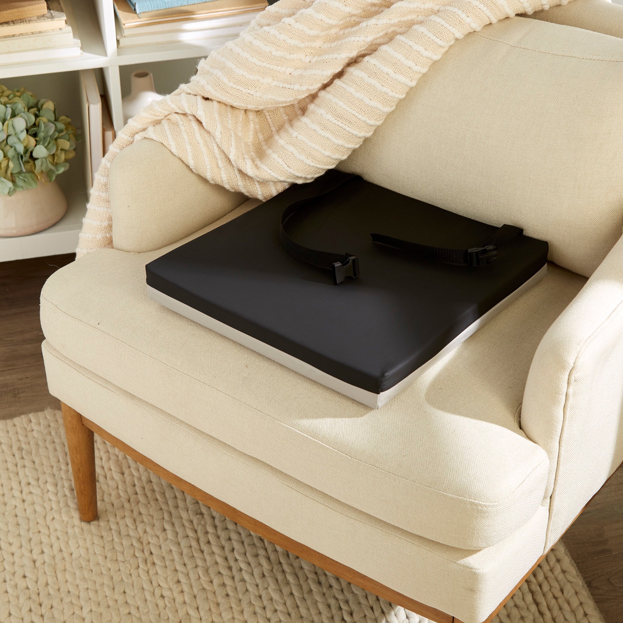 Seat Cushion McKesson 16 W X 16 L X 2 D Inch Foam / Gel, Packaging Type- Case