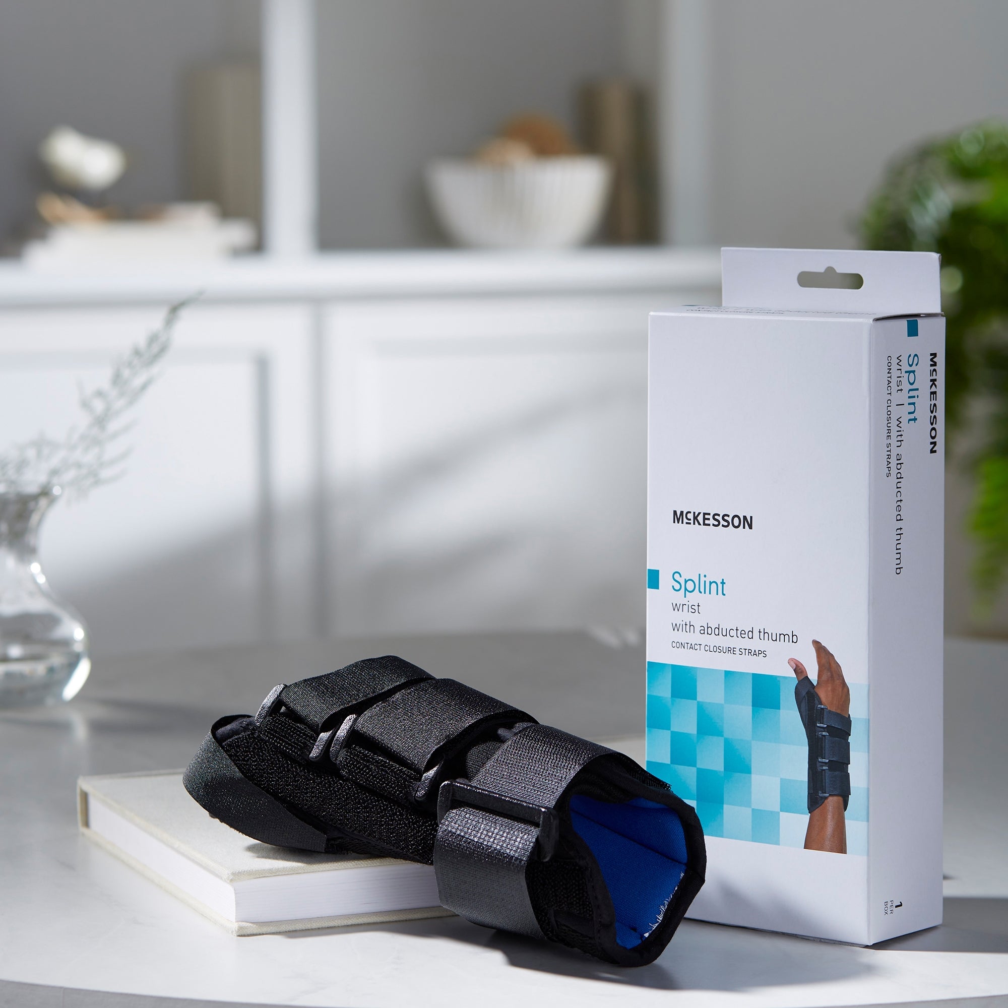 Wrist Brace with Abducted Thumb McKesson Aluminum / Foam / Spandex / Plastic Right Hand Black Small, Packaging Type - Each