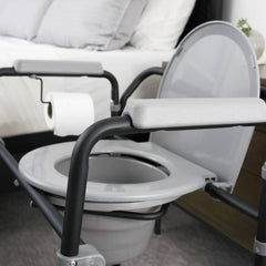 Universal Bedside Commode - Portable, Adjustable, and Easy-to-Clean Toilet Solution for Seniors and Mobility Impaired. Perfect for Comfort and Convenience.
