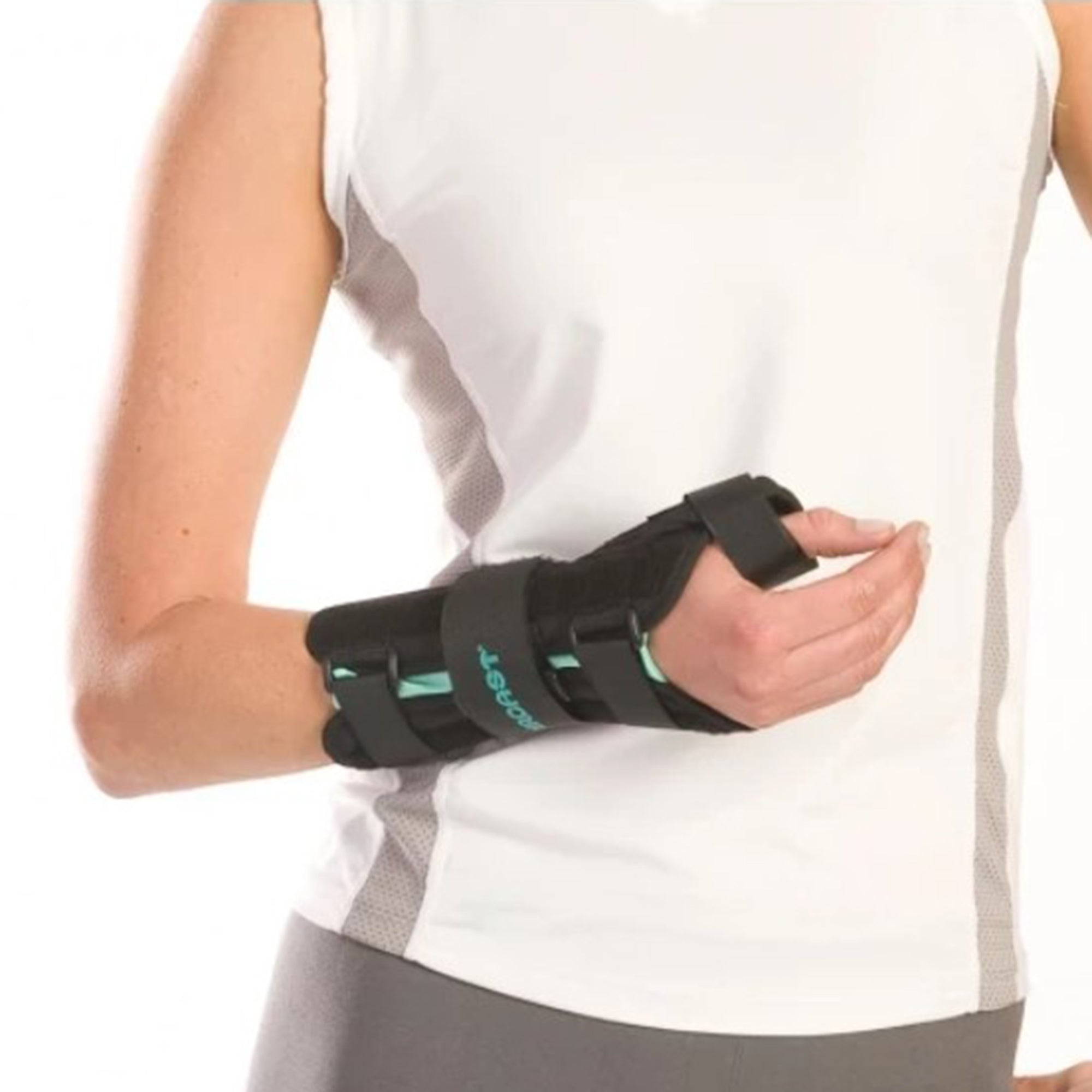 Wrist Brace with Thumb Spica AirCast A2 Aluminum / Foam / Nylon Right Hand Black Medium, Packaging Type- Each