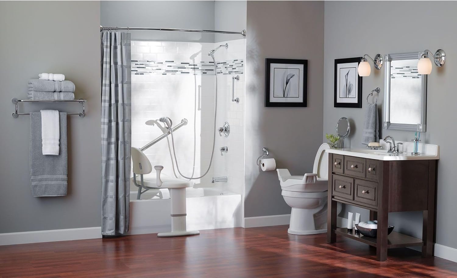 Moen Ultima Grab Bar  24  Brushed Nickel  W/curl Grip