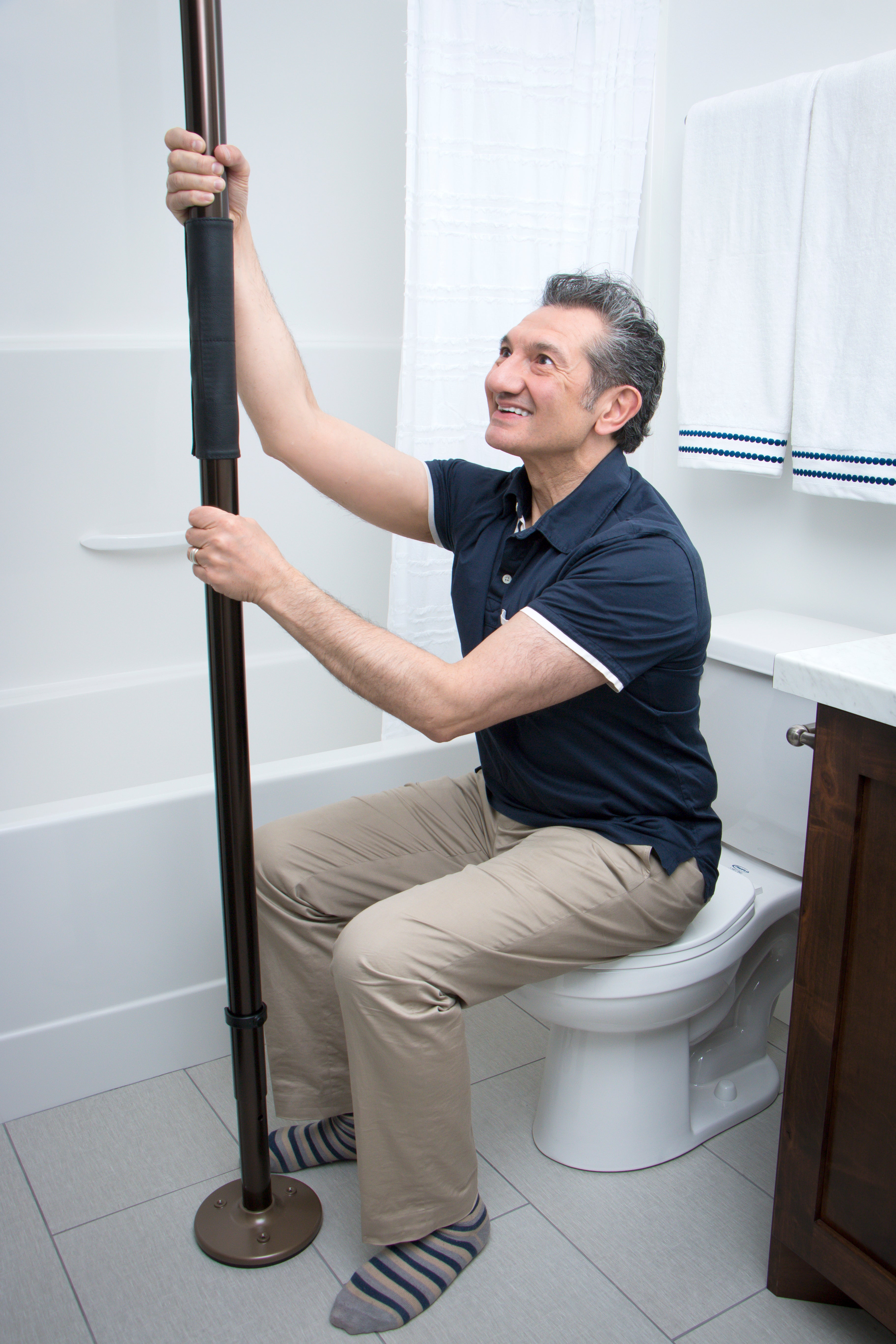 Wonder Pole Slim Premium - Adjustable, Space-Saving Tension Rod for Versatile Home Use, Ideal for Curtains, Shower Curtains, and Room Dividers. Easy Installation!