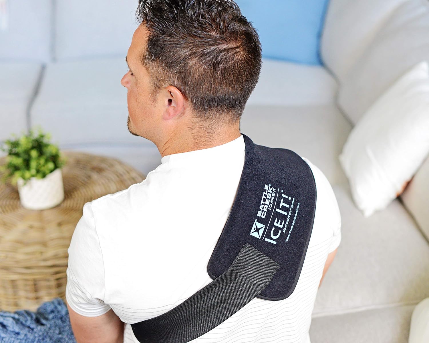 Cold Pack with Wrap Ice It! MaxCOMFORT System Shoulder 13 X 16 Inch Fabric / Foam / Vinyl / Gel Reusable,Packaging Type- Each