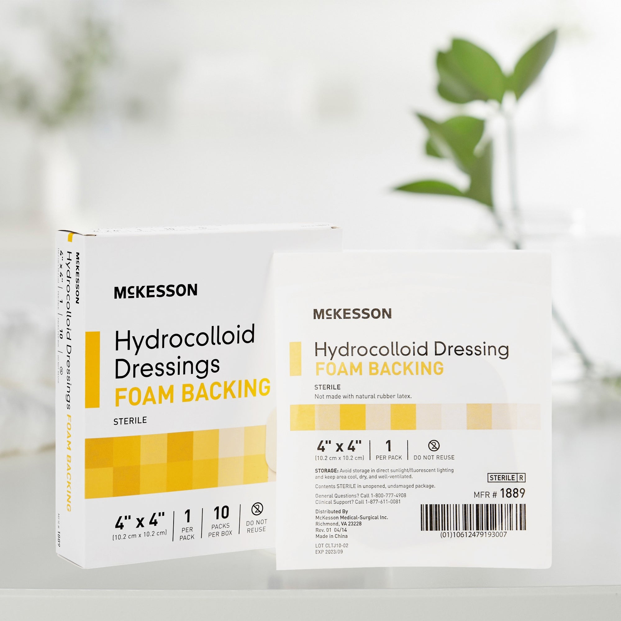 Apósito hidrocoloide con respaldo de espuma McKesson de 4 x 4 pulgadas cuadradas, hidrocoloide/espuma, tipo de embalaje: caja