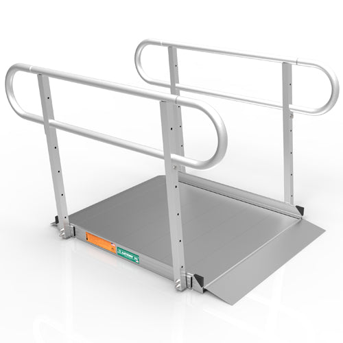 Portable Ramp  Solid Surface 4' W/handrails Two-line 3g