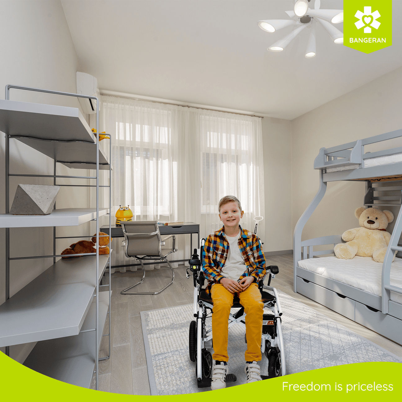 Phoenix Ultra Lightweight Portable Folding Airline and Cruise Complies Electric Power Wheelchair