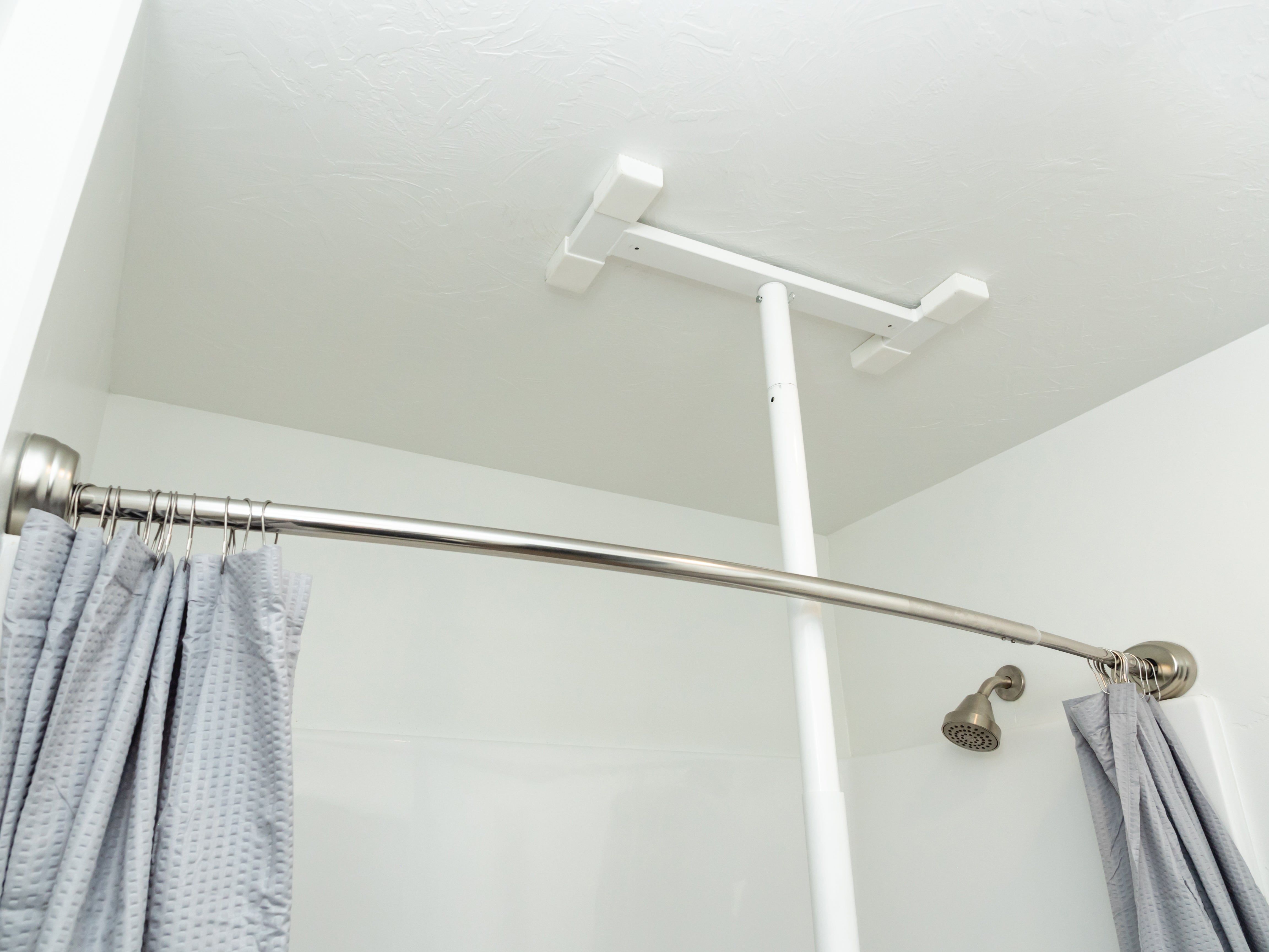 Wonder Bathtub Pole - Adjustable Safety Support for Easy Bathing, Non-Slip Grip, Durable Design for Stability & Comfort. Ideal for Seniors and Mobility Assistance.