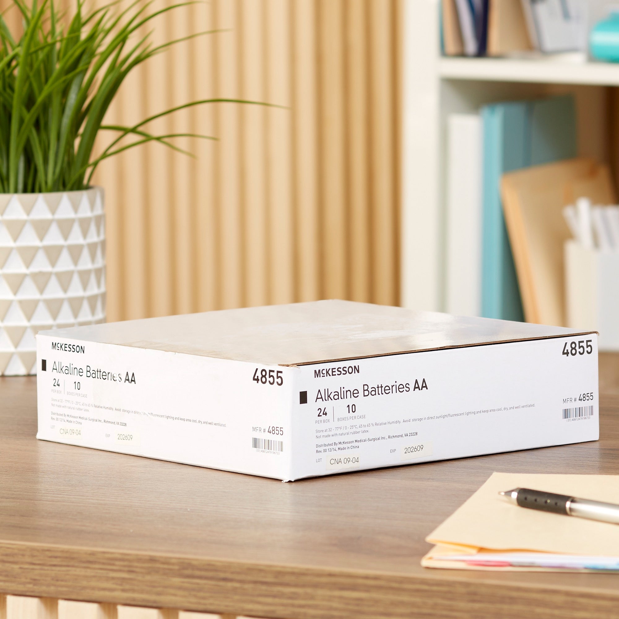 alkaline battery mckesson aa cell 1 5v disposable 24 pack packaging type box