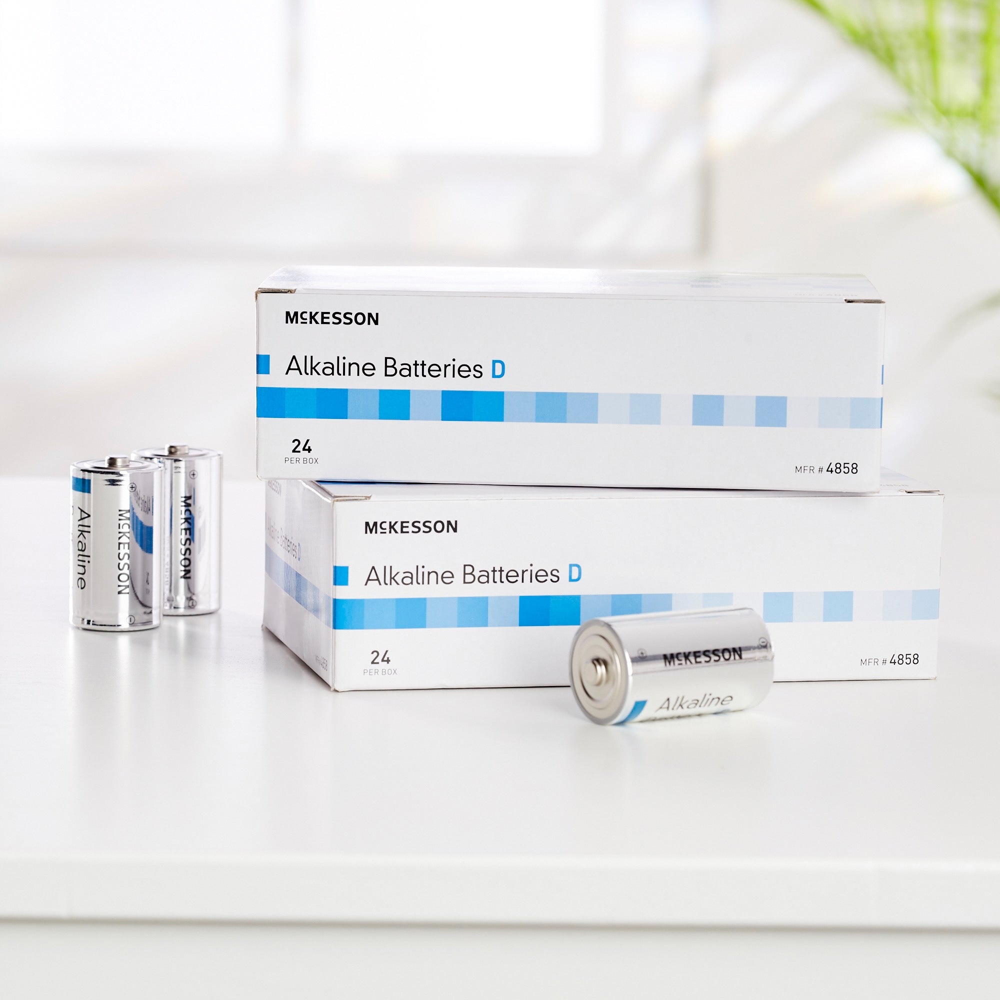 alkaline battery mckesson d cell 1 5v disposable 24 pack packaging type box