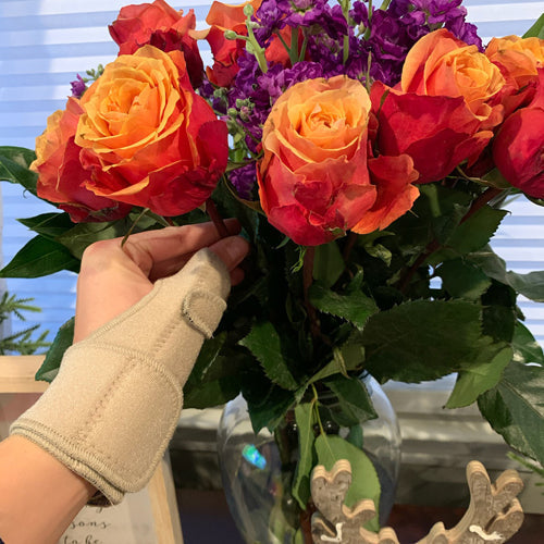 Blue Jay Adj Thumb Support W/stabilizing Stay Beige Sm/md   All Care Store 