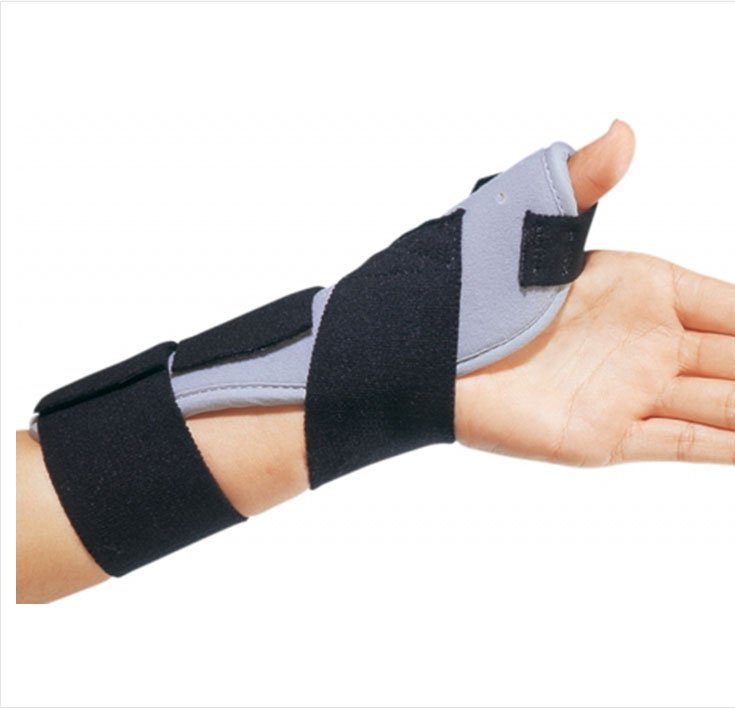 Thumb Splint ThumbSPICA One Size Fits Most Hook and Loop Closure Left Hand Black / Blue