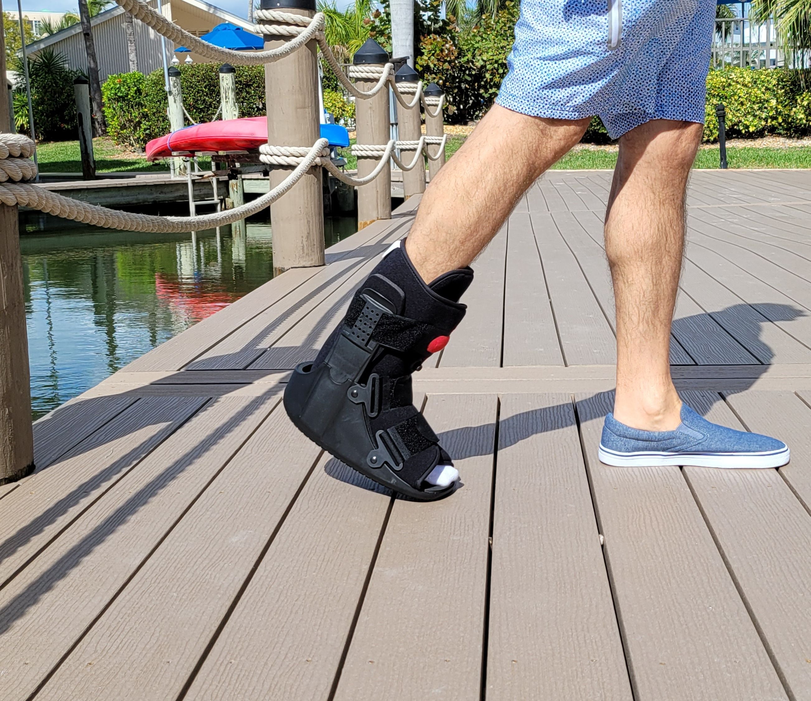 cam walker air boot small