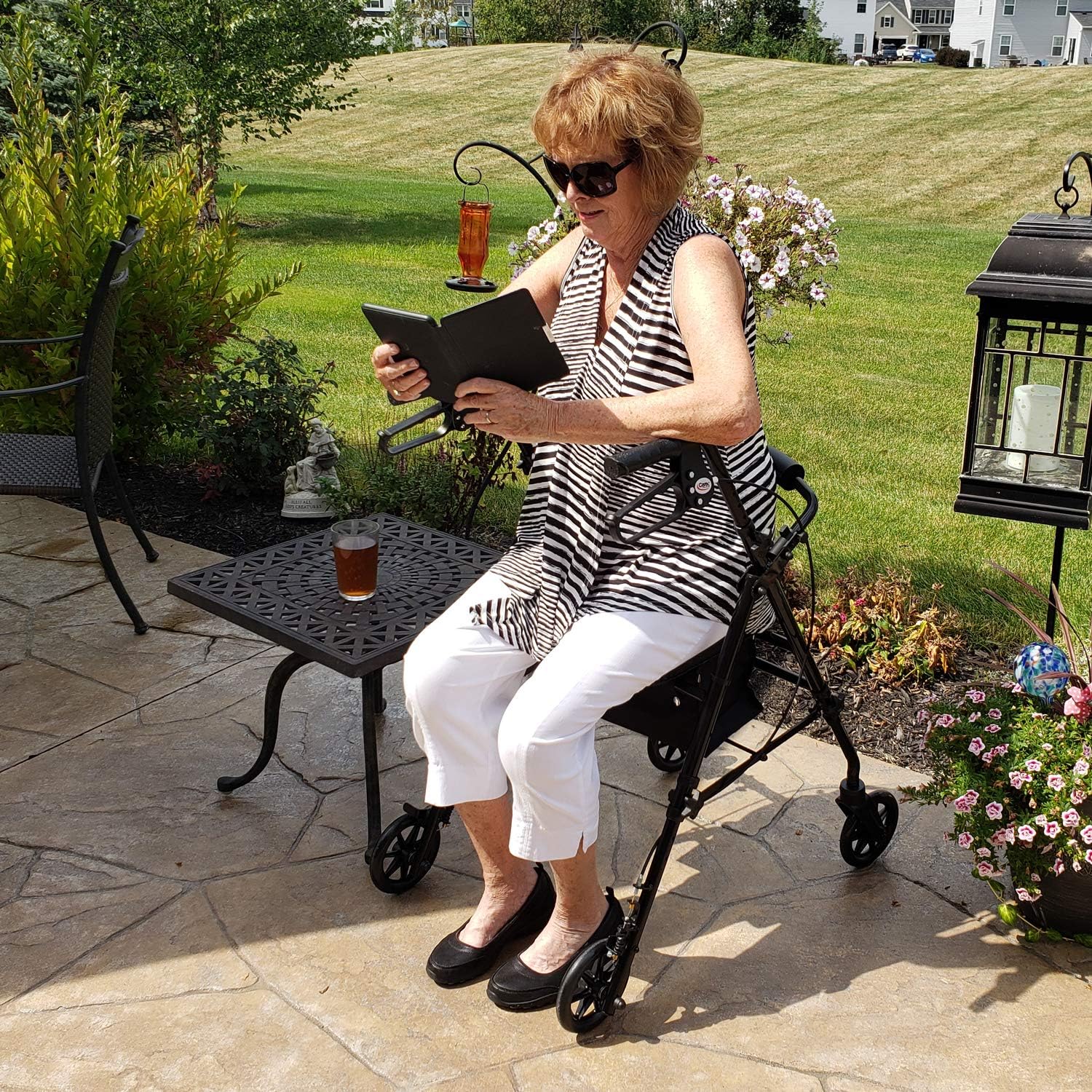 carex step n rest aluminum rollator black