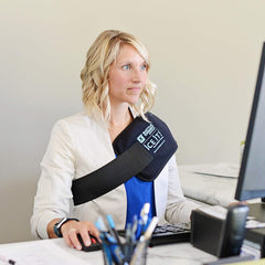 ice it maxcomfort cold therapy system for shoulder 13 x 16 inch ice it maxcomfort system cold pack with wrap mk723882ea