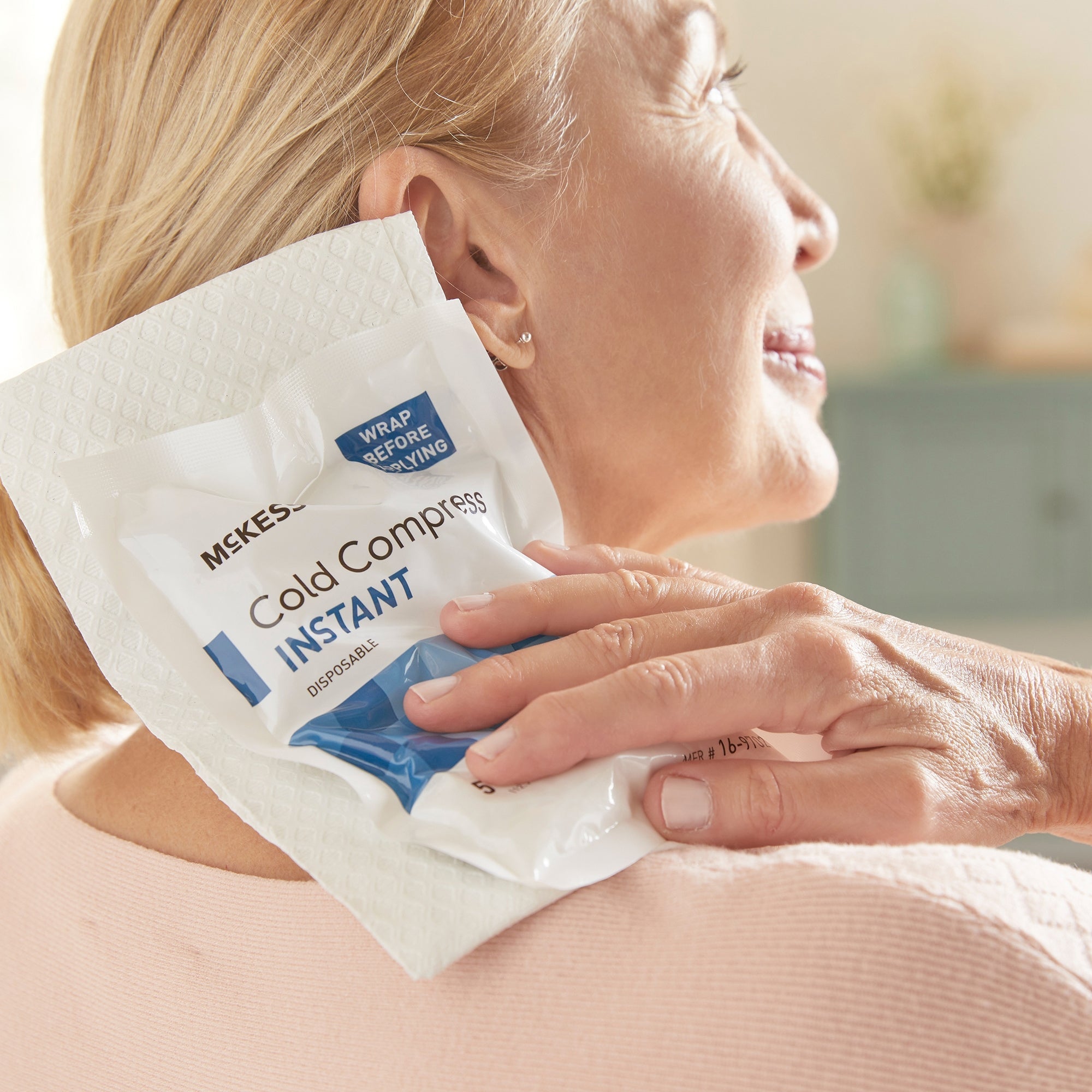 instant cold pack mckesson general purpose 5 x 7 inch plastic calcium ammonium nitrate water disposable packaging type each