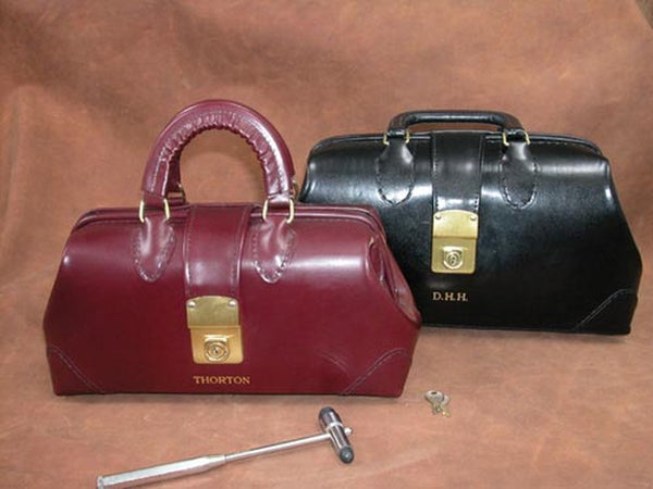 Specialist Boston Bag 16  (pebble) Black   All Care Store