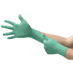 Micro-Touch Affinity Exam Glove – Green Polychloroprene Powder-Free Medium, NonSterile Chemo Tested, 100/Box (Case of 1,000) | HCPCS A4927